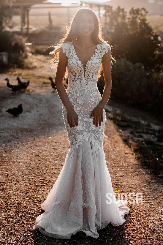 Plunging V-Neck Romantic Lace Wedding Dress Bohemian Mermaid Bridal Gown QW2162