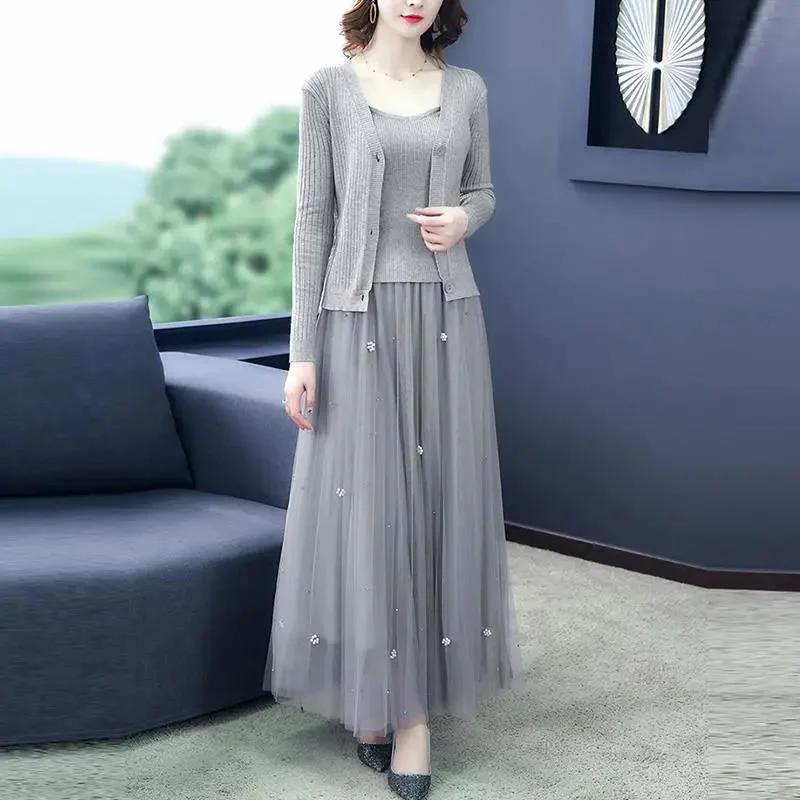 Three-piece Suit Early Autumn Three-piece Women's One-piece Mesh Skirt Covering The Flesh Is Thin and Small Fragrance