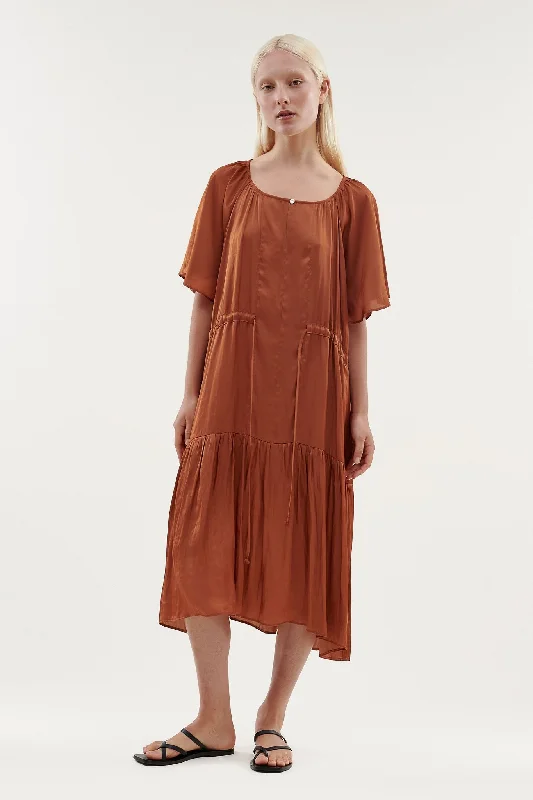 Layer’d - Vila Dress Caramel